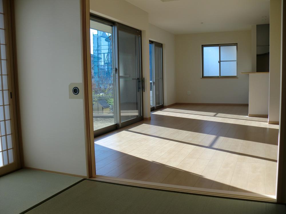 Living. I building Japanese-style room and a living (December 2013) Shooting