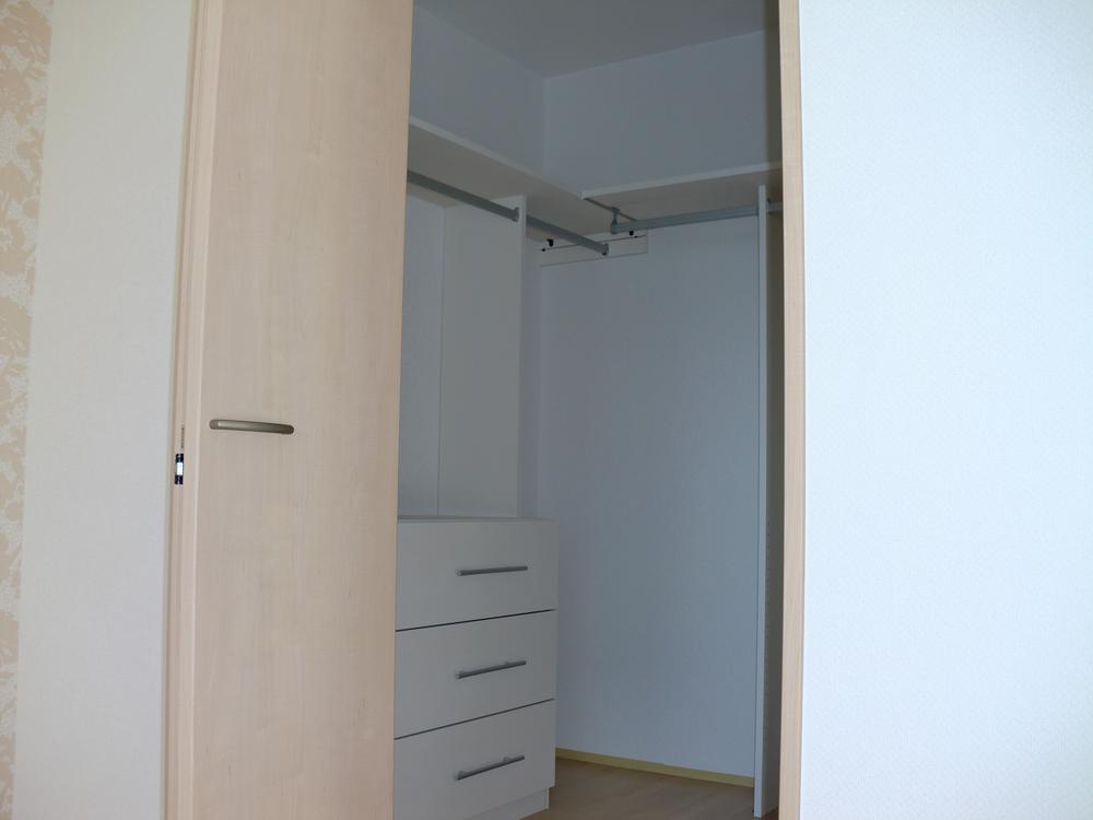 Receipt. I Building 2.1 Pledge walk-in cloakroom (December 2013) Shooting