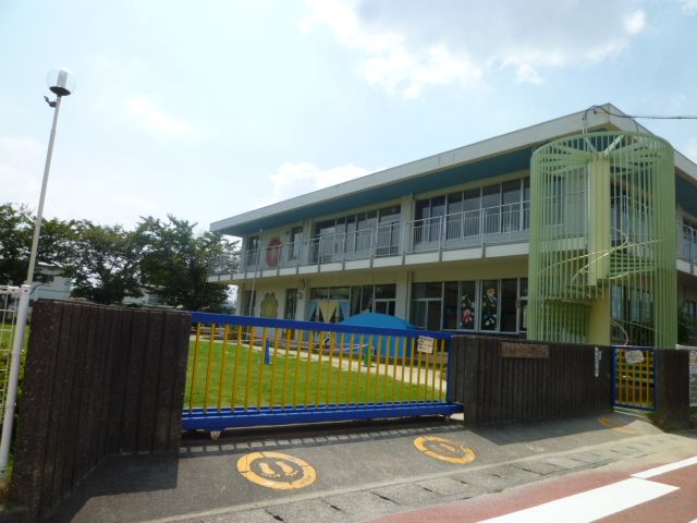 kindergarten ・ Nursery. Medium nursery school (kindergarten ・ 830m to the nursery)
