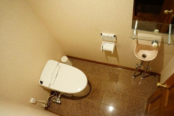 Toilet. Since the second floor also there is a toilet eliminates the hand ring descend the stairs