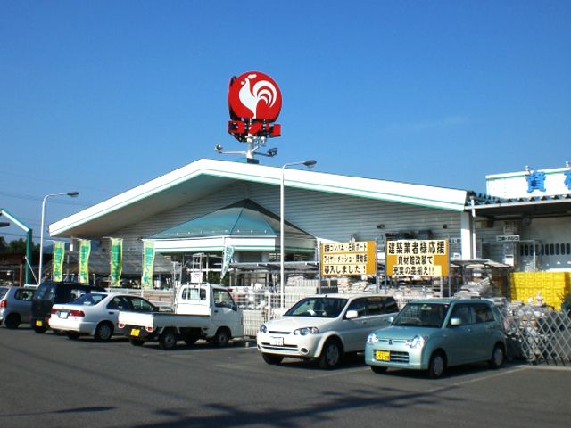 Convenience store. 980m to Family Mart (convenience store)