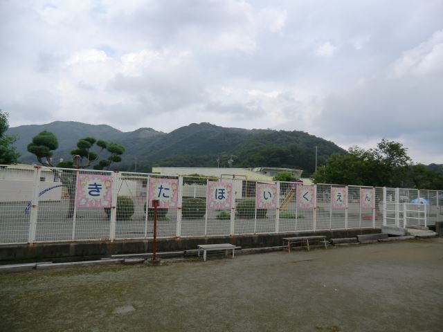 kindergarten ・ Nursery. North nursery school (kindergarten ・ 1100m to the nursery)