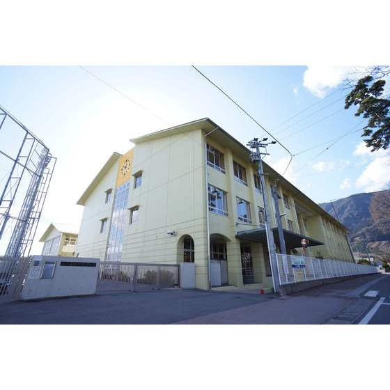 Primary school. Municipal Ishizu until the elementary school (elementary school) 1160m