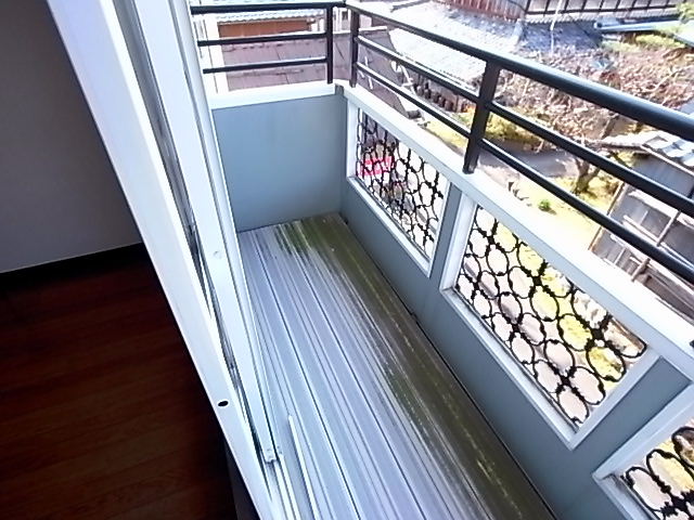 Balcony. Same property reference photograph