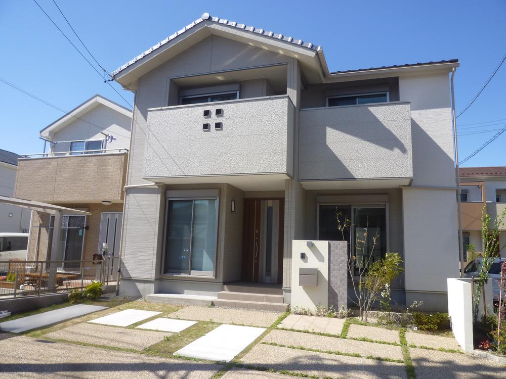 Local appearance photo. F building (May 2013) Shooting