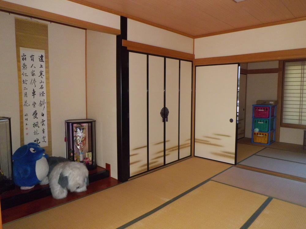 Other introspection. Japanese style room