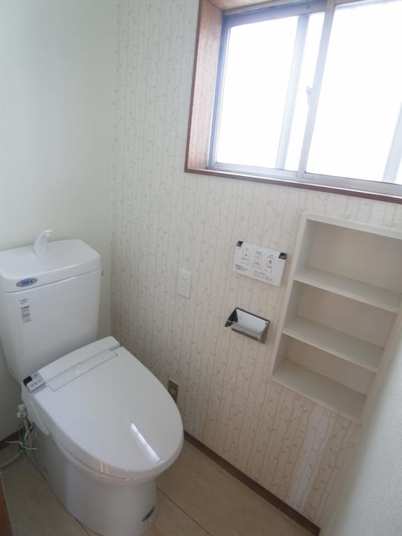 Toilet. Shower toilet new, floor ・ Cross Hakawa