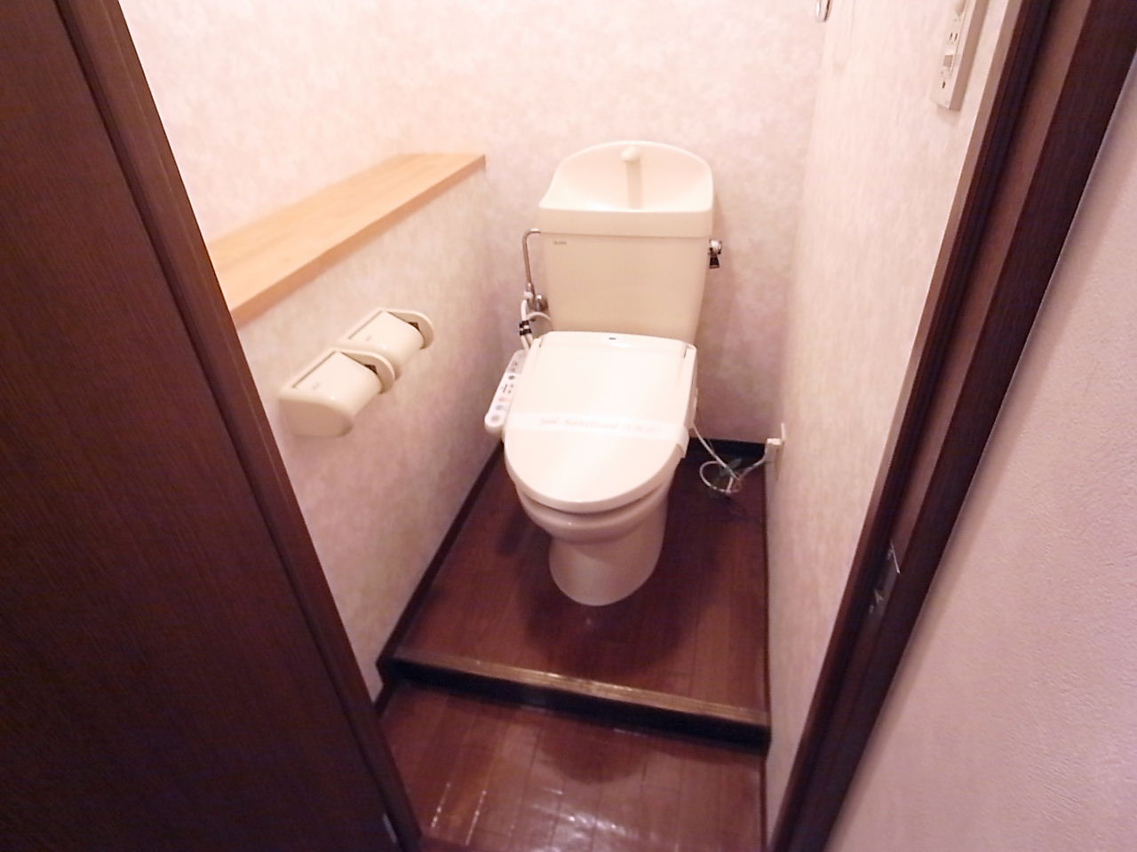 Toilet.  ※ Isomorphic reference photograph