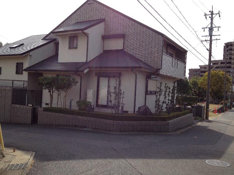 Local appearance photo. Custom home of S × L.  H6_nenshinchiku.