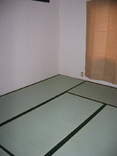 Living and room. 6 is a Pledge of Japanese-style room