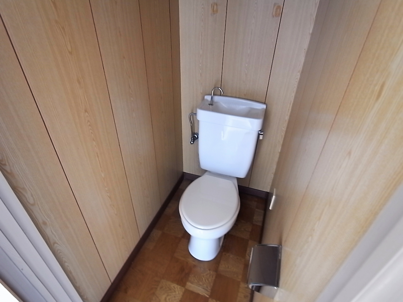 Toilet