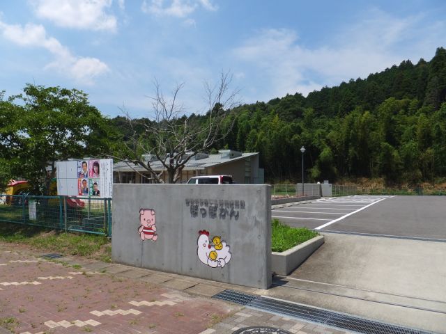 kindergarten ・ Nursery. Popokkan (kindergarten ・ 2100m to the nursery)