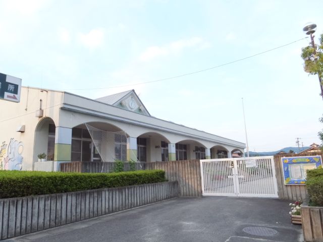 kindergarten ・ Nursery. Mitake nursery school (kindergarten ・ 1800m to the nursery)