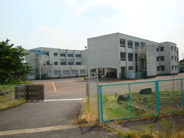 Junior high school. Koyo 1700m until junior high school (junior high school)