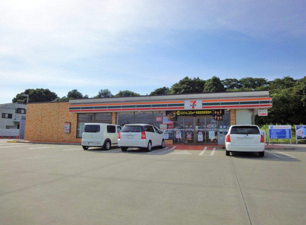 Convenience store. Seven-Eleven Minokamo Maetaira the town store (convenience store) to 845m
