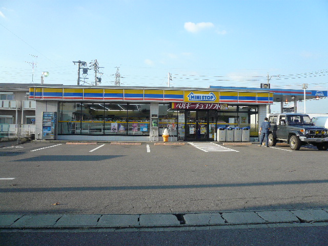 Convenience store. MINISTOP Tomika Hanyu store up (convenience store) 1462m