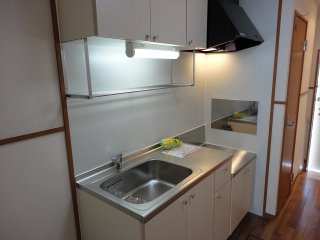 Kitchen. 2-neck is a gas stove can be installed. 