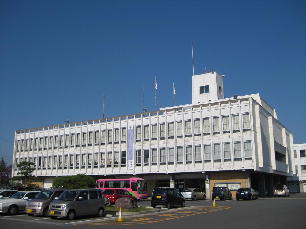 Government office. 842m to Mizuho city hall Hozumi Government building