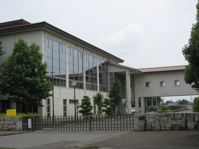 Junior high school. Municipal Sunami until junior high school (junior high school) 2600m