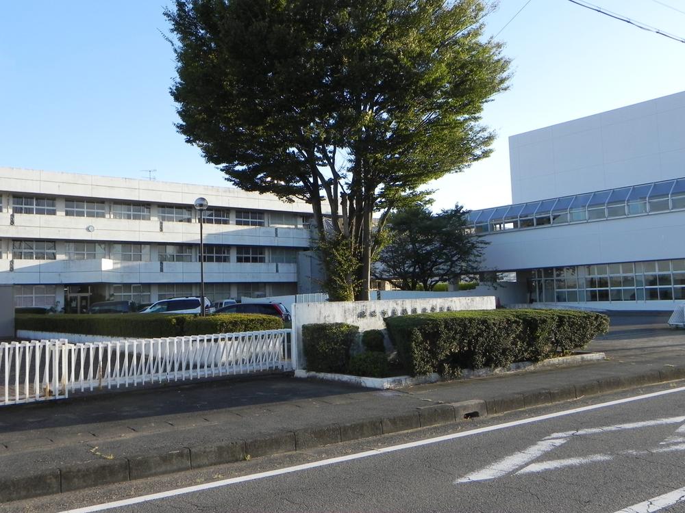 Junior high school. Hozumi North Junior High School
