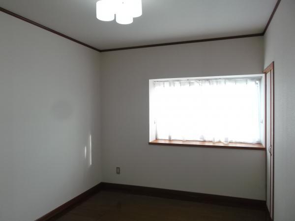 Non-living room. Easy-to-use 2 Kaiyoshitsu
