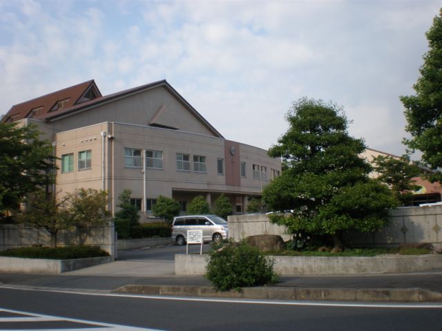 Primary school. Municipal Mizunami up to elementary school (elementary school) 3000m