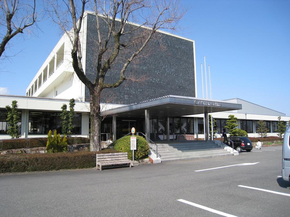 Government office. Motosu city hall authenticity branch office about 1300m (3 minutes by car)