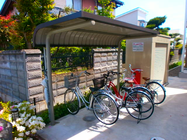 Other common areas. Also with Covered bicycle parking. 