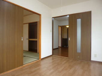 Living and room
