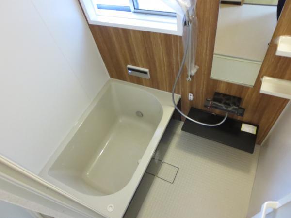 Bathroom. System bus of Rikushiru