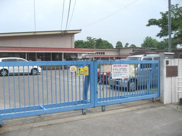 kindergarten ・ Nursery. Sumoto nursery school (kindergarten ・ 1100m to the nursery)