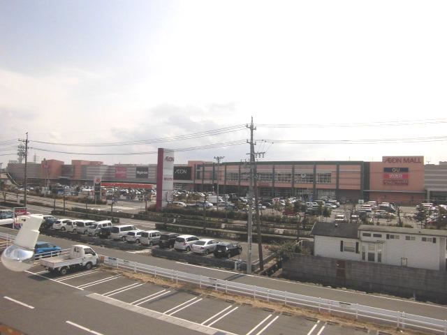 Shopping centre. 2500m until the ion Ogaki shopping center (shopping center)