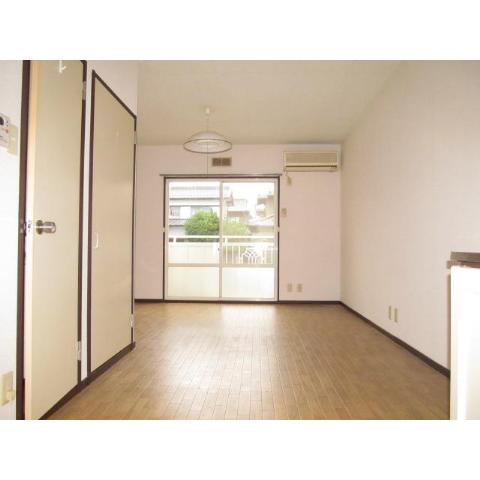 Living and room