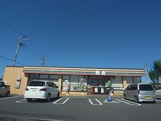 Convenience store. Seven-Eleven Ogaki Ono 3-chome up (convenience store) 775m