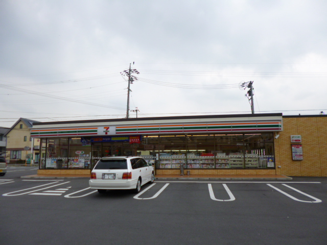 Convenience store. Seven-Eleven Sekishi San'nodori store up (convenience store) 485m