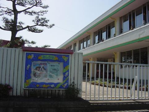 Other. 800m to a small Kaneda nursery school (Other)