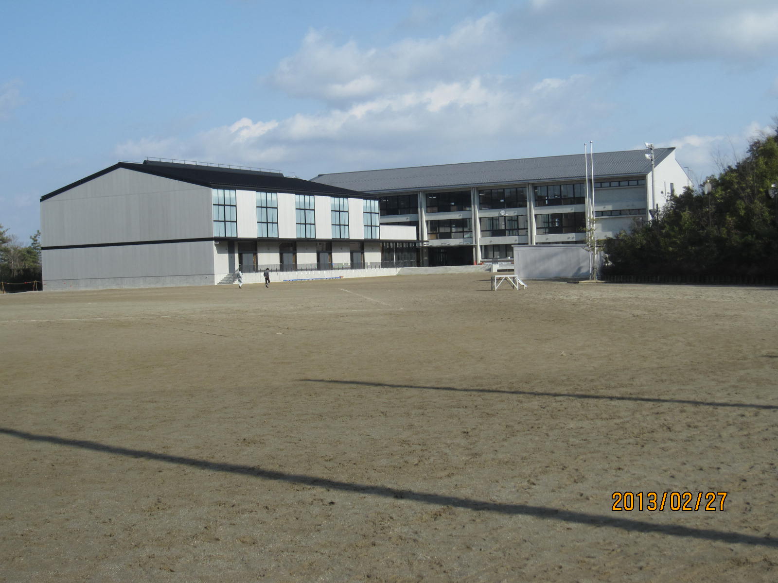 Primary school. Tajimi 1219m to stand Ikeda elementary school (elementary school)