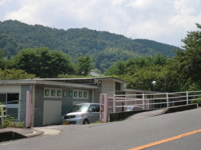 kindergarten ・ Nursery. Minami nursery school (kindergarten ・ 2200m to the nursery)