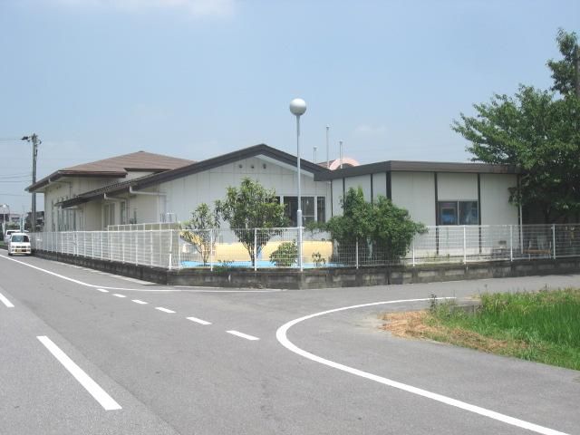 kindergarten ・ Nursery. Ikebe kindergarten (kindergarten ・ 3000m to the nursery)