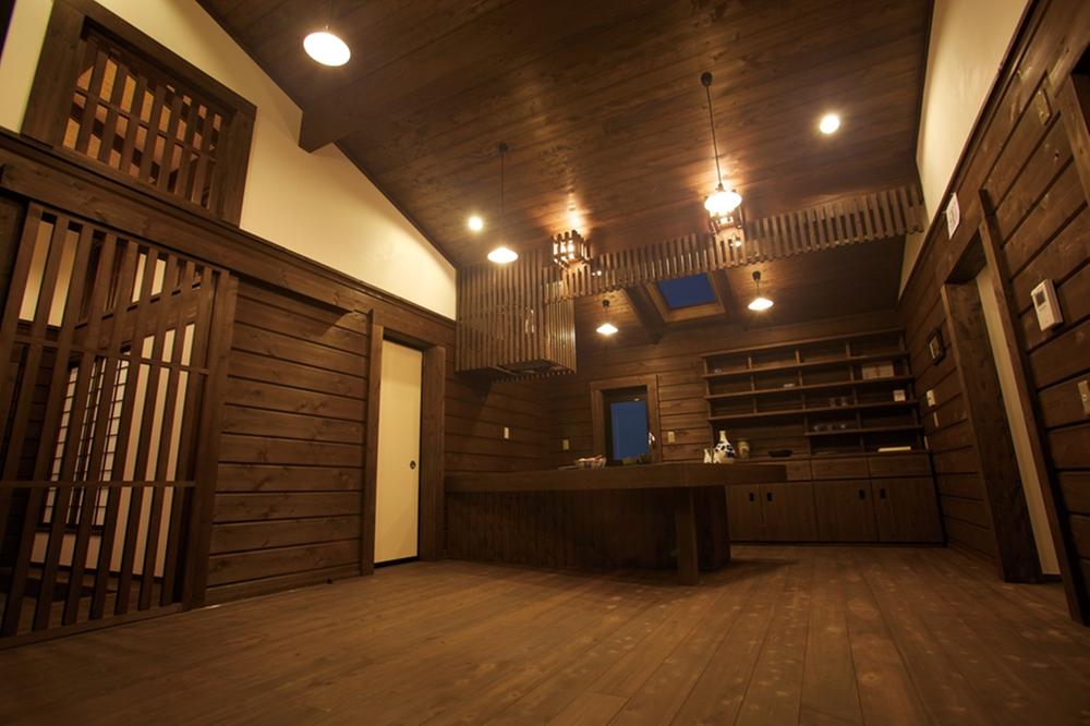 Living. And indoor (10 May 2012) shooting a big blow, The pursuit of ease of use, It made up of the original fixtures furniture, LDK of rest. 