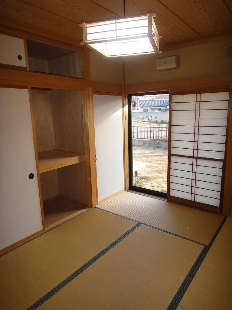Non-living room. 1st floor Japanese-style room 6 tatami