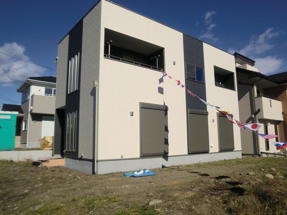 Local appearance photo. Local Building 2 (November 2013) Shooting