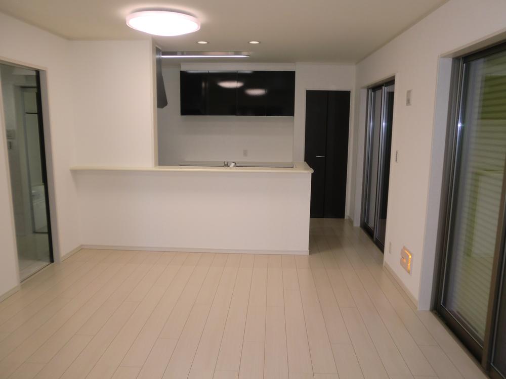 Living. Living Building 2