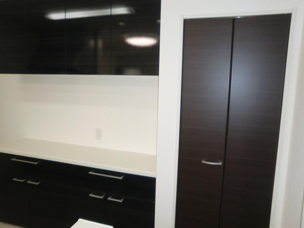 Kitchen. Building 2 cupboard