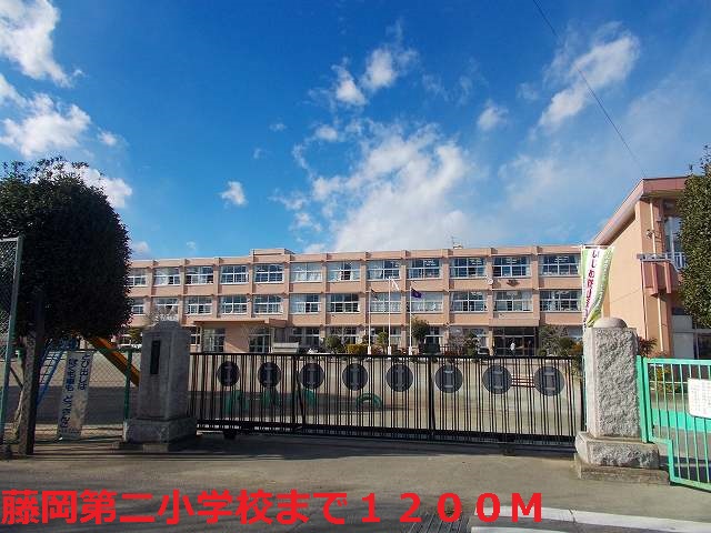 Primary school. Fujioka second to elementary school (elementary school) 1200m