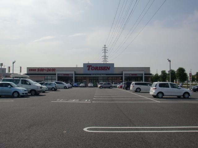 Supermarket. Torisen Moro store up to (super) 839m