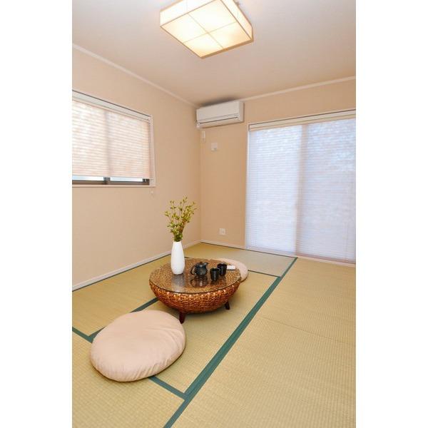 Non-living room.  ☆ Local Photos ☆ 