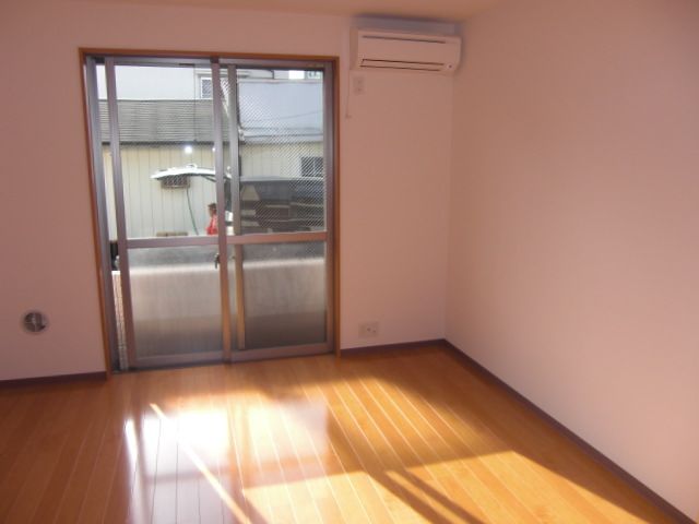 Kitchen. Sunny and bright room