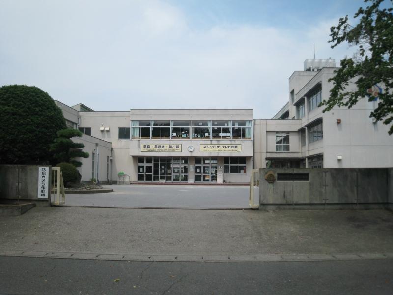 Primary school. Isesaki 1299m until the Municipal Hirose Elementary School