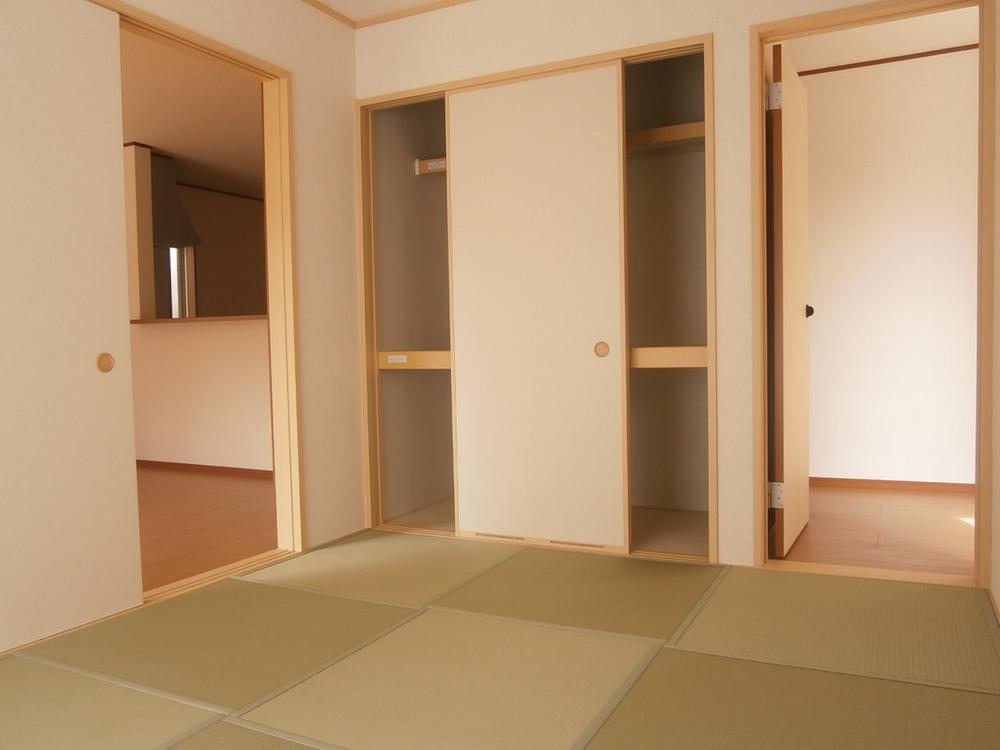 Non-living room. The first floor of a Japanese-style room
